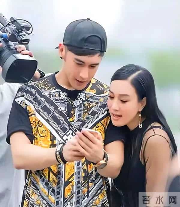 钟丽缇没想到,与张伦硕恩爱9年,也逃不过“姐弟恋”的残酷现实