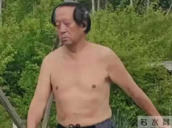 事实证明,干一行败一行,妻离子散的牛群,已经走上了另一条大道