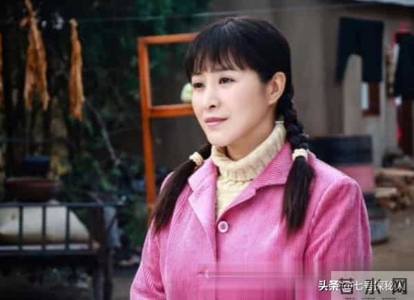 她长得很漂亮,却数次拒绝赵本山,低调嫁演员丈夫,今凭实力走红