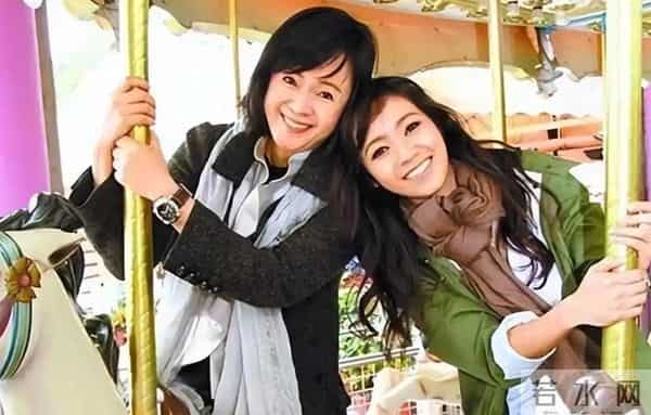 为闺蜜老公生女,又霸占别人丈夫31年,没名没分却分得了巨额遗产