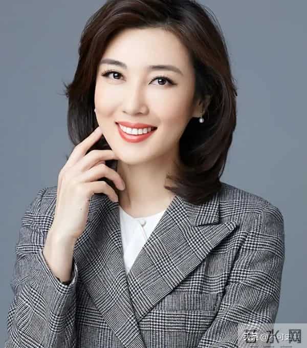 至今未婚的5位央视女主持,明明私生活干净,为何依旧单身?