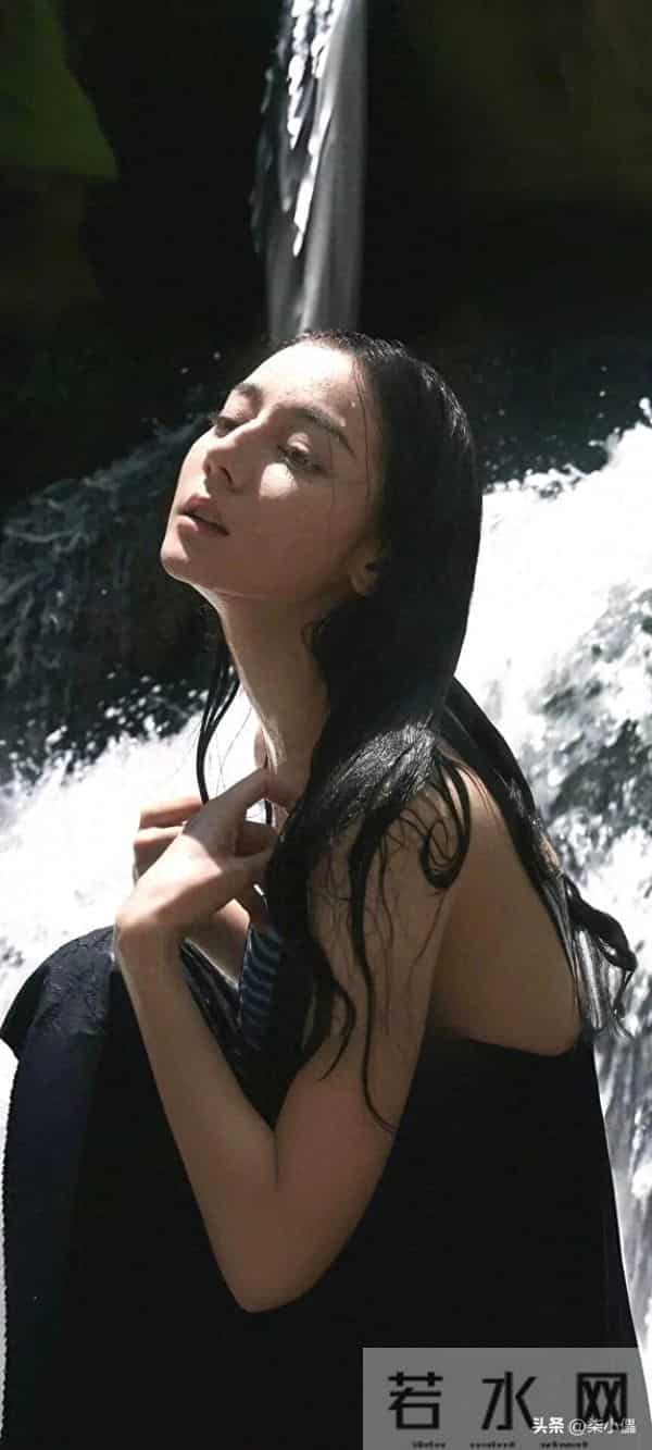 迪丽热巴|泳装照也太惊艳了