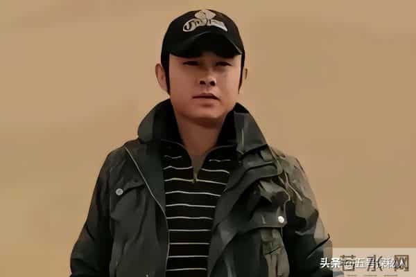 离婚33年后,再看刀郎“和富商私奔”的前妻,她后悔俩字说烂了