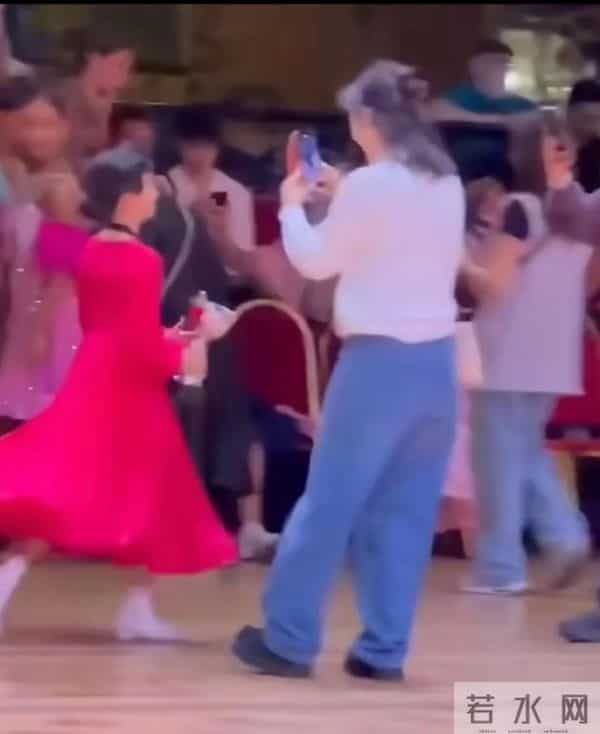 消失5个月后,高调宣布喜讯的孙俪,又要开始走“上坡路”了!