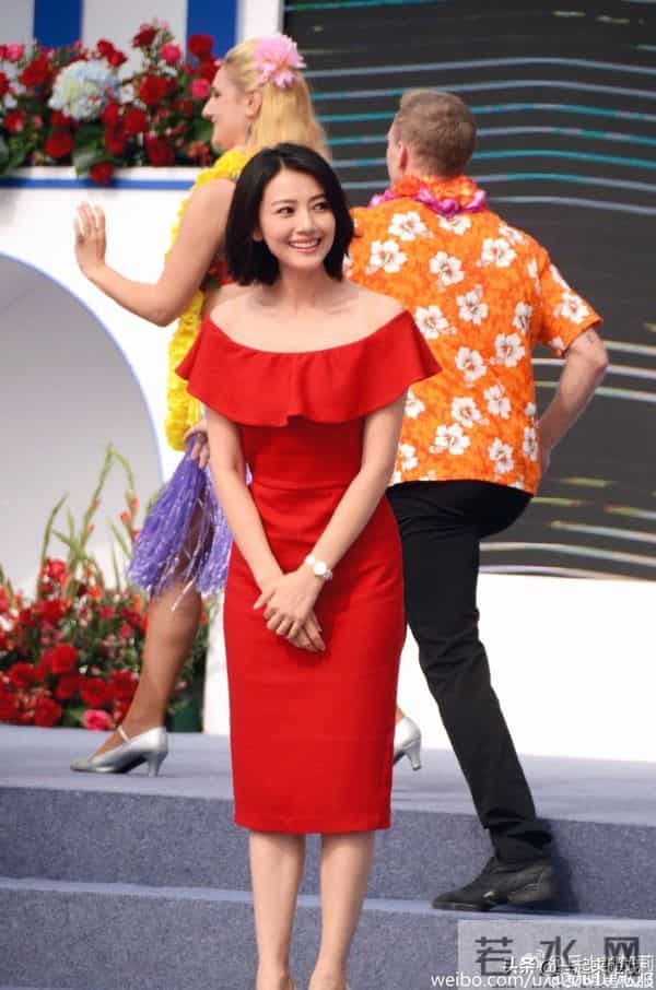 高圆圆美得不得了,完美诠释了性感