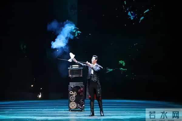 49岁刘谦再次见证奇迹-抗癌一年多,戒掉不良嗜好,几乎完全康复