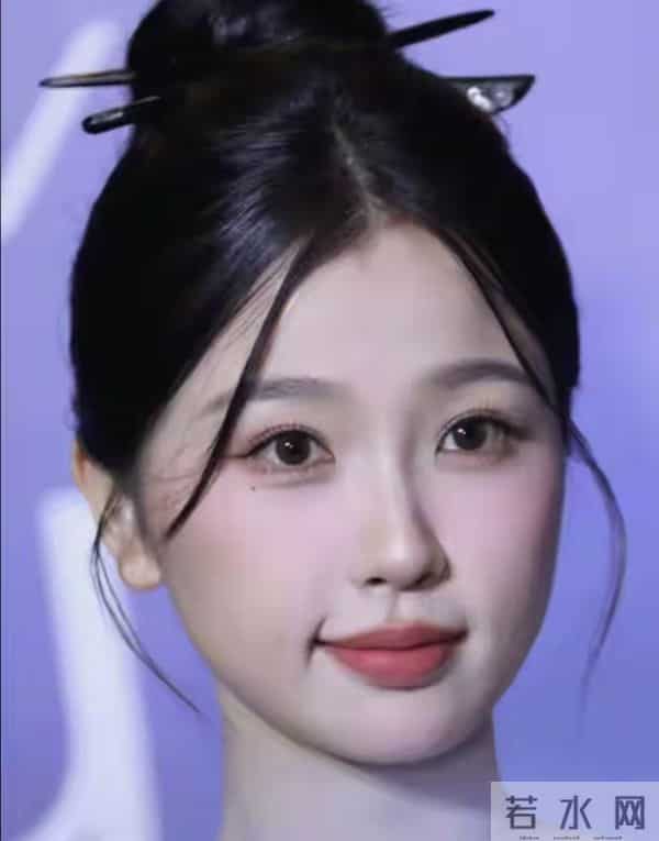 明星无滤镜大变样!蒋欣面黄肌瘦,闫妮浮肿,张柏芝丑得没眼看