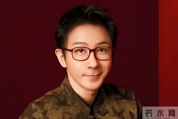 抗癌成功仅1年，49岁刘谦高调官宣喜讯，董卿的话，终于有人信了