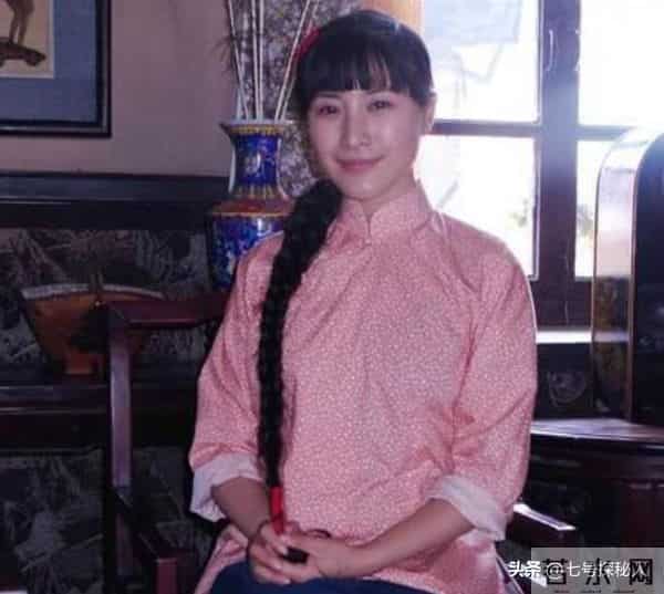 她长得很漂亮,却数次拒绝赵本山,低调嫁演员丈夫,今凭实力走红