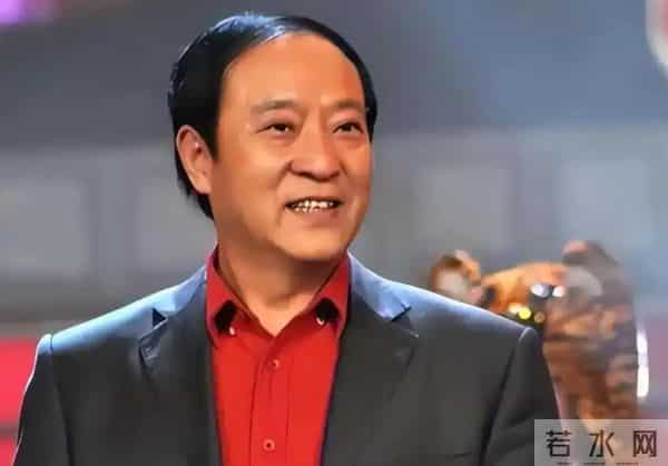 事实证明,干一行败一行,妻离子散的牛群,已经走上了另一条大道