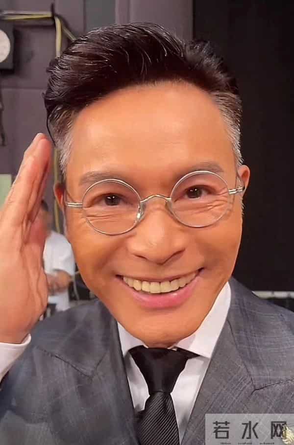 郭晋安欧倩怡宣布离婚:有一种“算计”叫郭晋安,上市前25天踢走老婆,背后的原因太现实