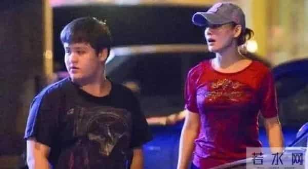 宁静做梦也没想到,美国前夫留给她的儿子,如今竟成她唯一的依靠