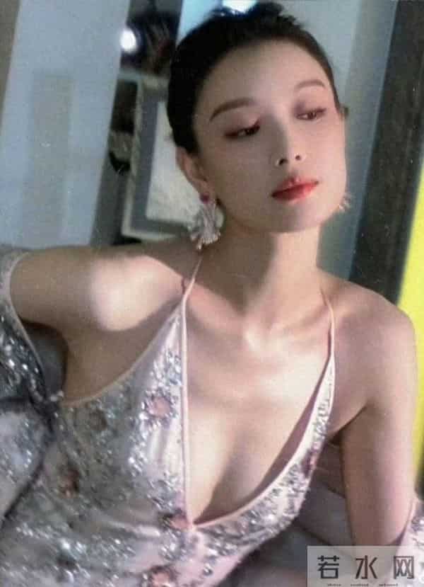 王家卫爆倪小姐有后台,倪妮不告蛐蛐导演王家卫秦雯,反倒告网友