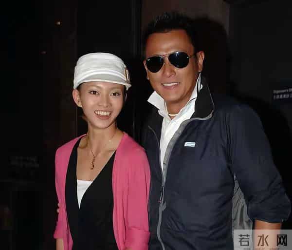 TVB前男星被前妻嫌穷离婚,独自照顾女儿,为其承诺不再结婚