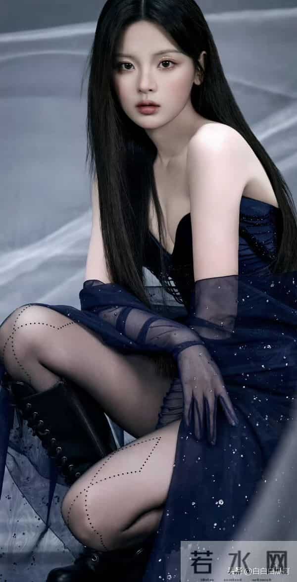 杨超越,除了颜值和身材,就剩性感了!