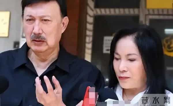 曾是一代歌王,却沦为人尽皆知的台独分子,如今家破人亡下场凄凉