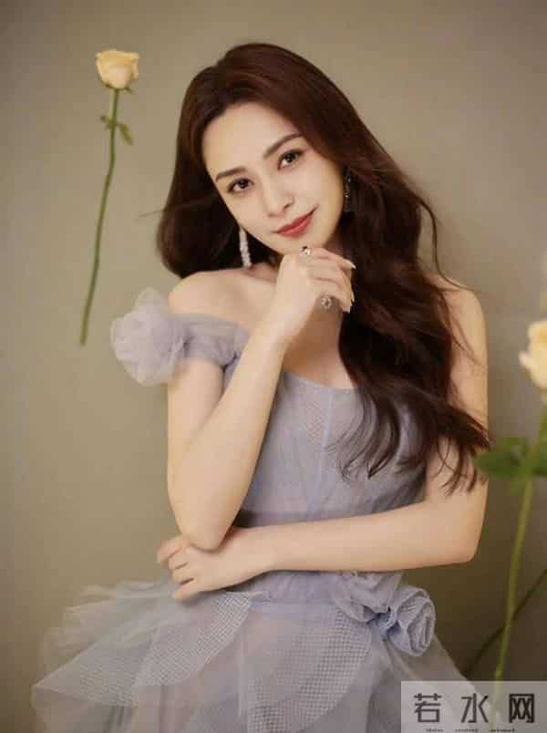 女神钟欣潼——魅力无法抵挡,这身材简直是极品中的极品!