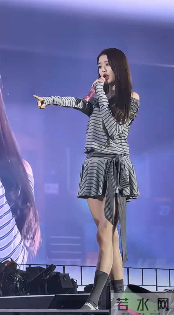 无刘海的张元英,全身上下美的我都不知道该看哪了 太精致太完美了