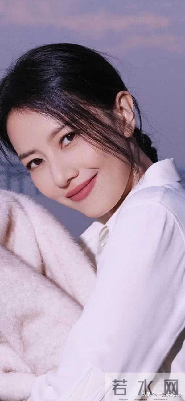 高圆圆美得不得了,完美诠释了性感