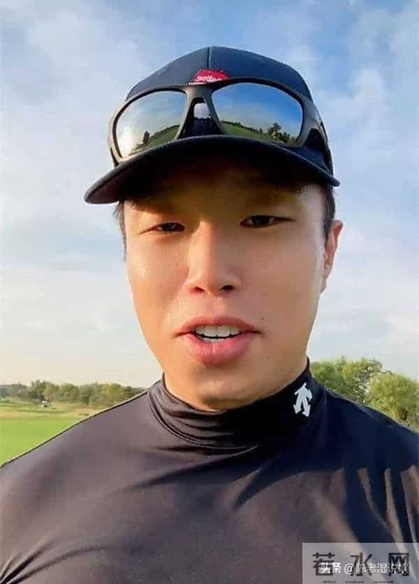 德云社副总烧饼现状:已成功挤进上流社会,打高尔夫、走国际范