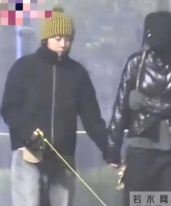 一天4瓜各个离谱!顶流婚变、王菲女儿被曝同居、王家卫又惹事了