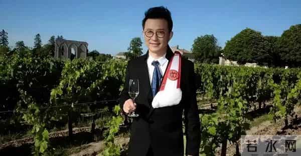 吃相太难看,他出轨、背刺亲家的时候,完全忘记自己是“凤凰男”