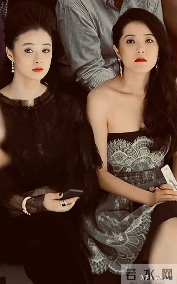 再看蒋欣曾黎12年前合影,才懂什么是“漂亮”与“绝色”的区别