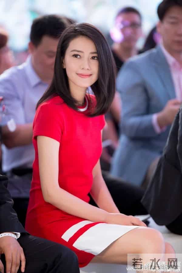 高圆圆美得不得了,完美诠释了性感