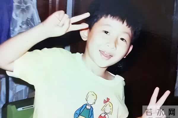 抗癌成功仅1年,49岁刘谦高调官宣喜讯,董卿的话,终于有人信了