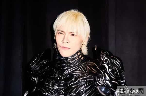 一没长相二没演技,这几位只会“啃老”的星二代,别再强行硬捧了