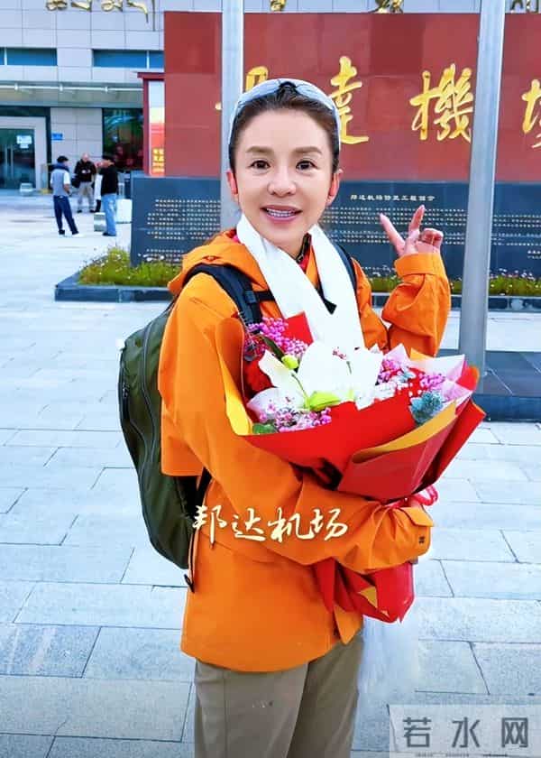 52岁朱迅近况曝光！面色苍白不敢认，网友：怎么变成这样了！