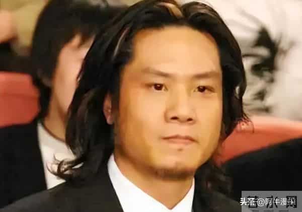 一辈子对刘晓庆忠诚,也没挽回婚姻,65岁仍单身的他后悔了吗