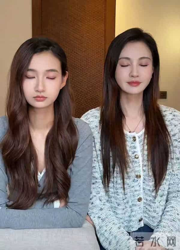 杨雪女儿竟然这么大了，和妈妈长相一模一样，都很漂亮！