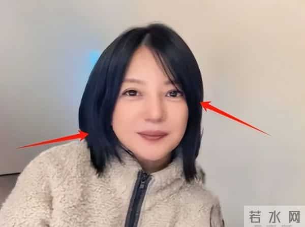 面相又变了!49岁赵薇近照曝光,婚礼上用心打扮,却走不了回头路