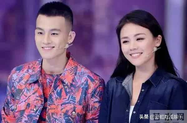 马思纯欧豪分手7年后同框,欧豪偷瞄马思纯,女方已经彻底放下