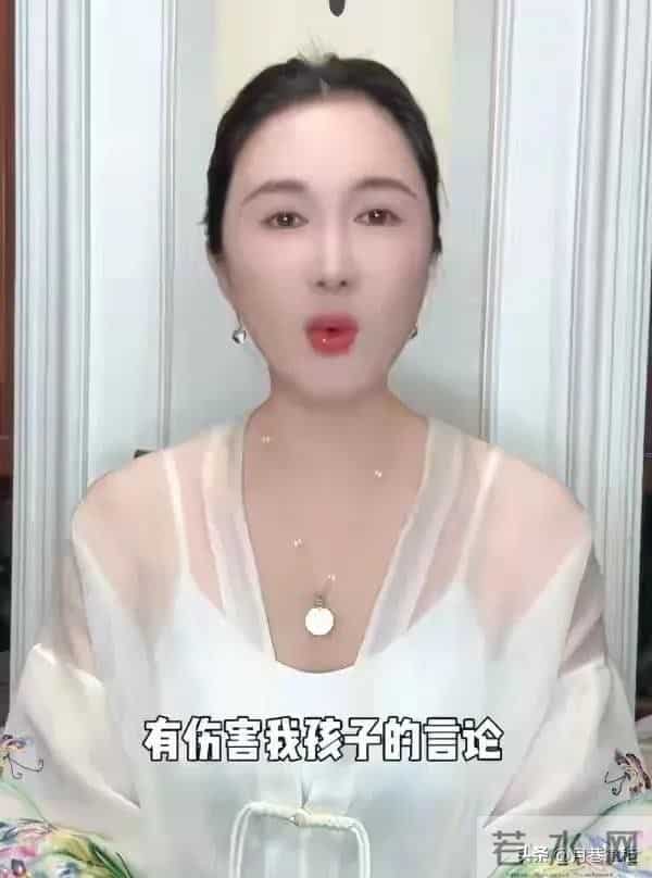 老夫老妻！74岁张纪中爷孙恋翻车，牵连一岁女儿