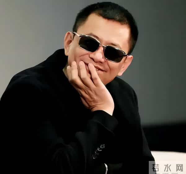 古二录音引爆娱乐圈！王家卫口碑暴跌，秦雯涉法炫权遭官媒点名