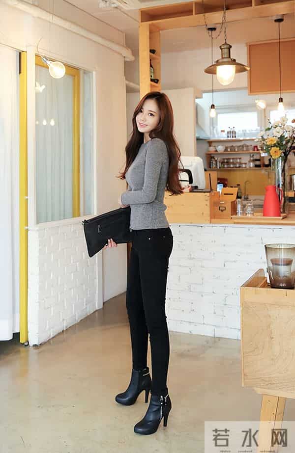 孙允珠——简约圆领毛衣&西装领格子外套