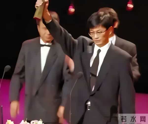 树倒猢狲散！古二再爆王家卫新录音，郭凯敏一语撕掉他的遮羞布