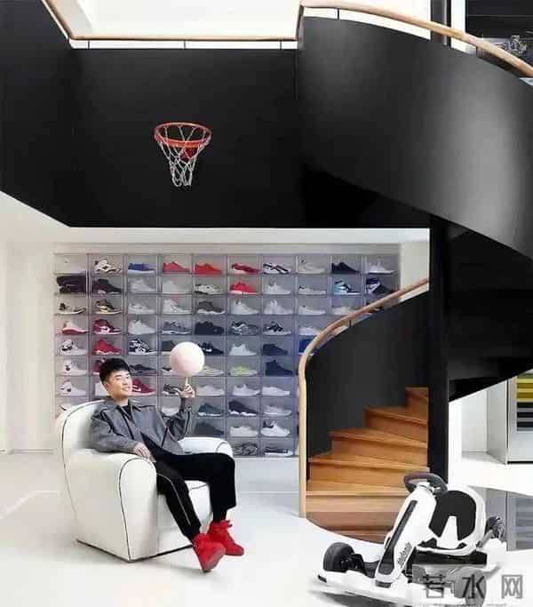 哭笑不得！陈赫的千万豪宅漏雨成“水帘洞”，买顶楼多少人后悔了