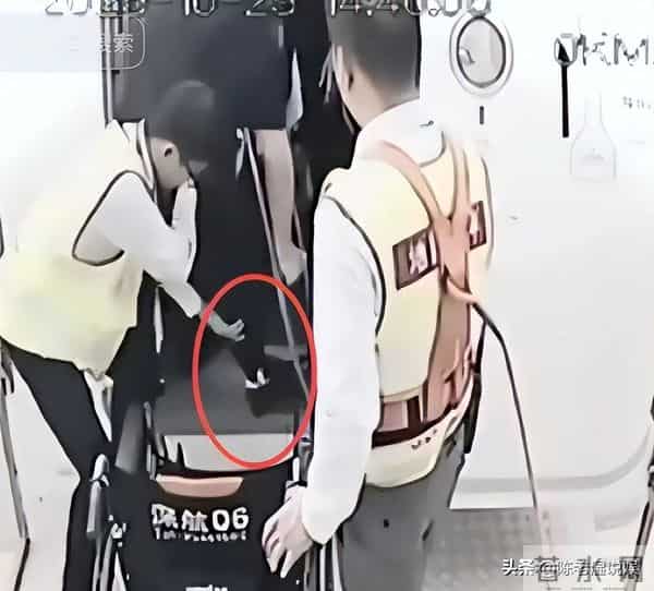 感谢"封杀"，自曝3天后注销微博的郑智化，还是为之前举动买了单