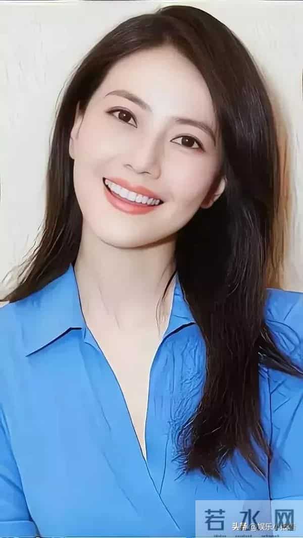 高圆圆日渐丰腴了，毕竟年龄大了