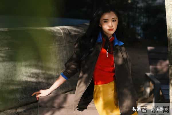 刘浩存绝美性感，气质封神惊艳瞬间