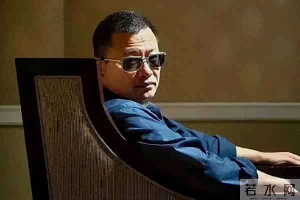 王家卫不断被挖！当年《东邪西毒》30人嫖娼被查，事后甩锅临时工