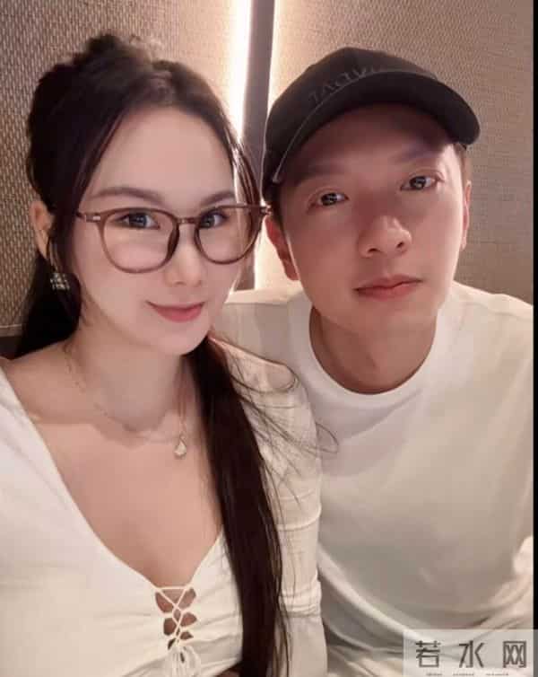 TVB小生富婆妻子，自曝离婚退还前夫钻石名表，如今住2000尺豪宅