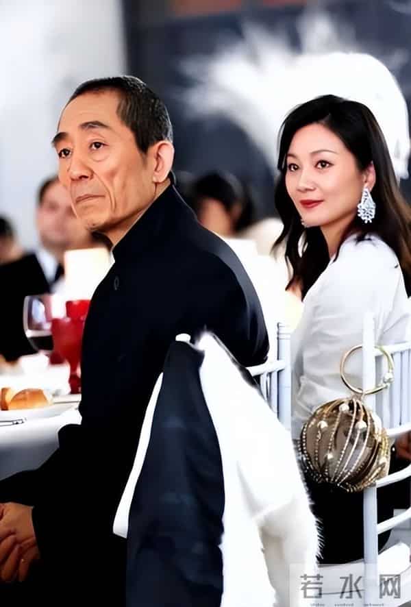 没想到，74岁的张艺谋竟以这种方式，再次证明了他的“顶级审美”