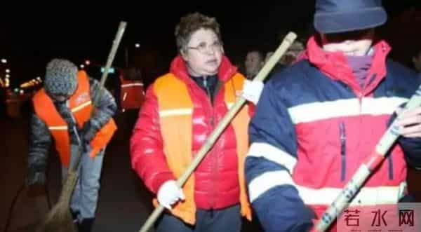 贪污上亿、假慈善?被实名举报的韩红,还是没有等来一声道歉