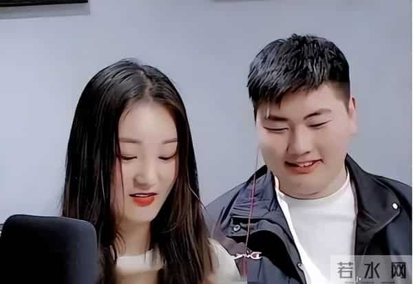 大衣哥赢了网暴案，前儿媳账号凉透了，村头老槐树下还有啥内幕。