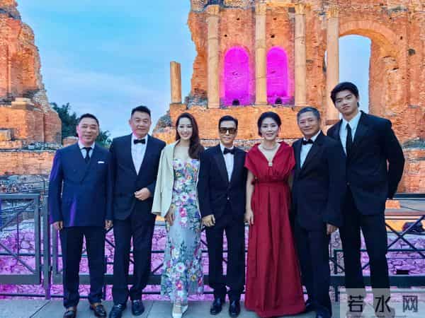 温州日清集团嫁女，甄子丹和汪诗诗甜蜜牵手，任达华女儿长得像他