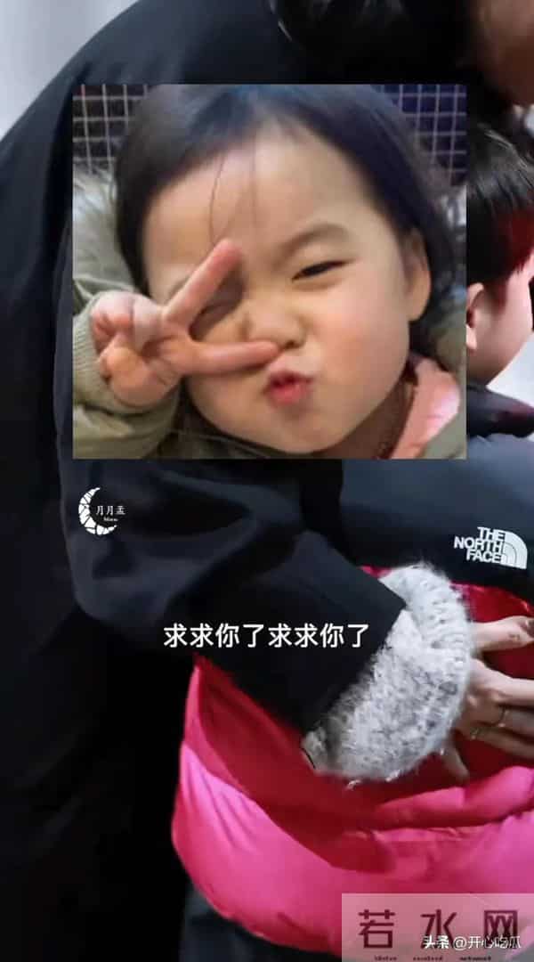 白百何带两个儿子现身！17岁大儿子长得像前夫陈羽凡，二儿子5岁